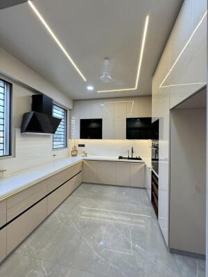 3 BHK Flat in T Nagar, Chennai
