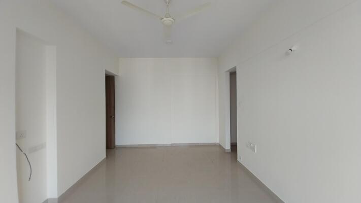 3 BHK Flat in Lokhandwala Kandivali East, Mumbai