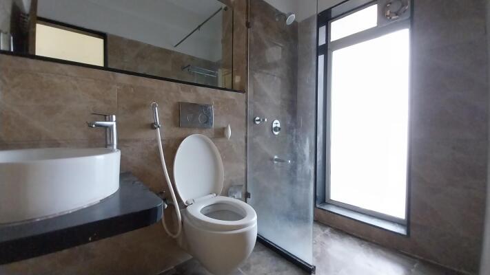3 BHK Flat in Lokhandwala Kandivali East, Mumbai