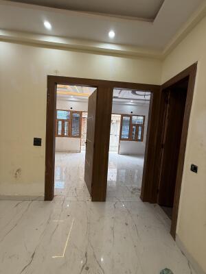 3 BHK Independent Builder Floor in Sector 73, Noida