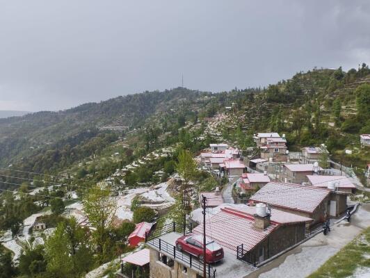 1 Bedroom House in Mukteshwar, Nainital