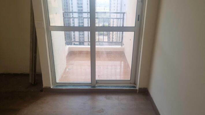 2 BHK Flat in Sector 134, Noida