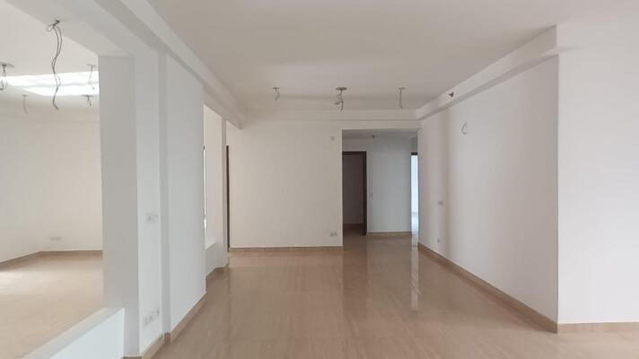 3 BHK Flat in Sector Chi 5, Greater Noida
