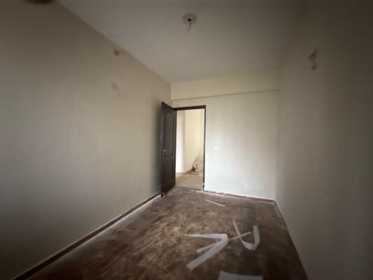 2 BHK Flat in Sector 110, Noida