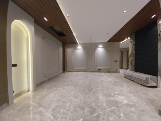 4 BHK Independent Builder Floor in Punjabi Bagh, Delhi