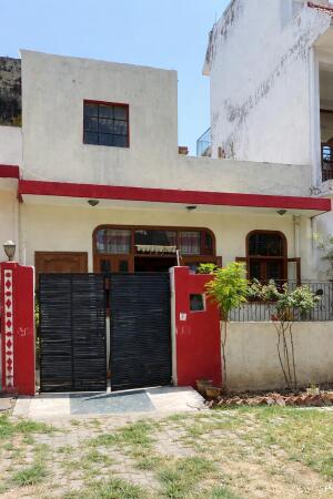 1 Bedroom House in Delta 1, Greater Noida