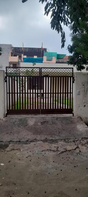 Residential land / Plot in Sector 31, Greater Noida