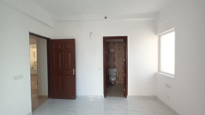 3 BHK Flat in Sector Chi 5, Greater Noida