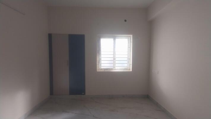 3 BHK Flat in Selaiyur, Chennai