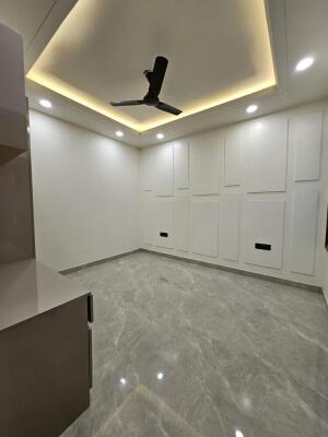 4 BHK Independent Builder Floor in Greenfield Colony, Faridabad