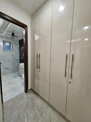 4 BHK Independent Builder Floor in Greenfield Colony, Faridabad