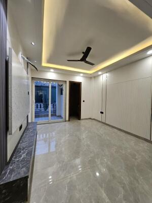 4 BHK Independent Builder Floor in Greenfield Colony, Faridabad