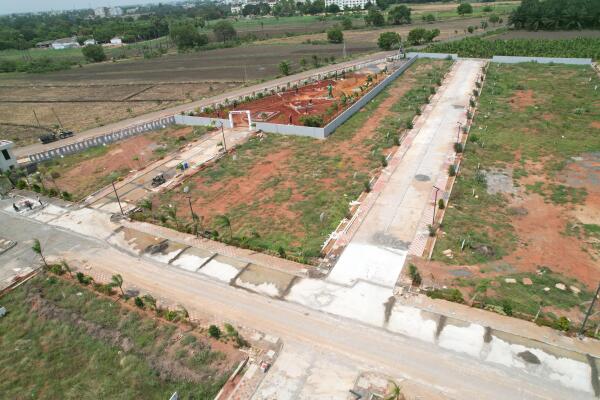 Residential land / Plot in Akunuru, Krishna