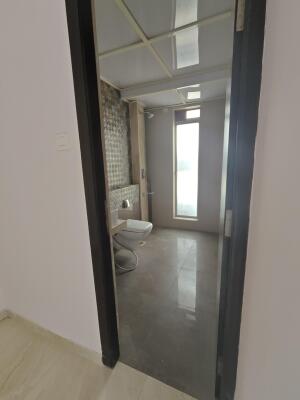 3 BHK Flat in Lokhandwala Kandivali East, Mumbai