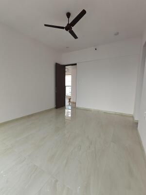 3 BHK Flat in Lokhandwala Kandivali East, Mumbai