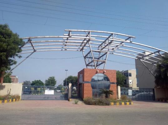 Residential land / Plot in Shamshabad Road, Agra