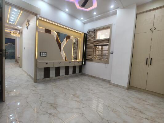 4 BHK Independent Builder Floor in Uttam Nagar, Delhi