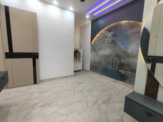 4 BHK Independent Builder Floor in Uttam Nagar, Delhi