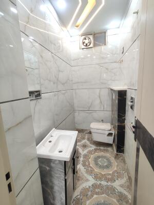 4 BHK Independent Builder Floor in Uttam Nagar, Delhi