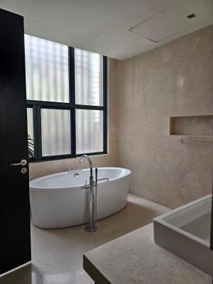 4 Bedroom House in Nandi Hills, Chikkaballapur, Bangalore