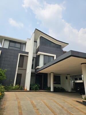 4 Bedroom House in Nandi Hills, Chikkaballapur, Bangalore