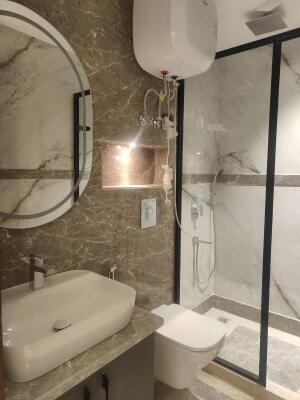 3 BHK Independent Builder Floor in Green Park, Delhi
