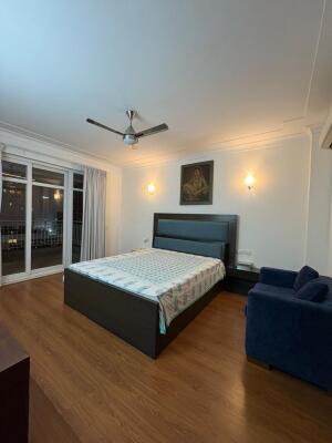2 BHK Flat in Sector 48, Gurgaon