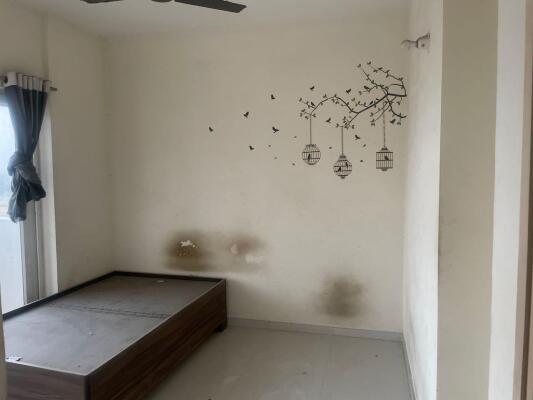 2 BHK Flat in Sector-4 Sohna, Gurgaon