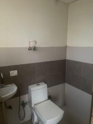 2 BHK Flat in Sector-4 Sohna, Gurgaon