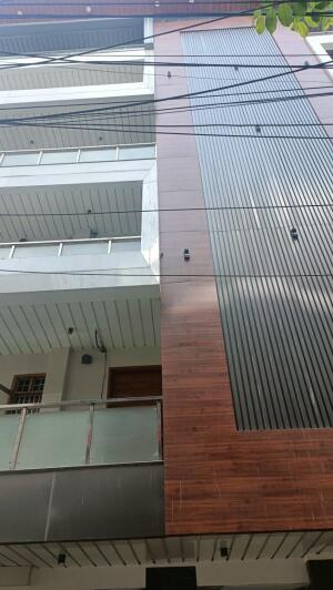 3 BHK Independent Builder Floor in Raju Enclave, Delhi