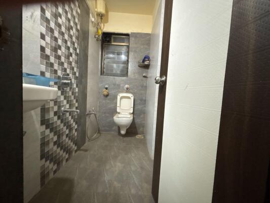 2 BHK Flat in Tilak nagar, Chembur