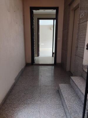 4 BHK Independent Builder Floor in Safdarjung, Delhi