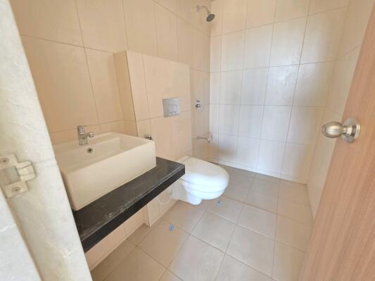 3 BHK Flat in Thane West
