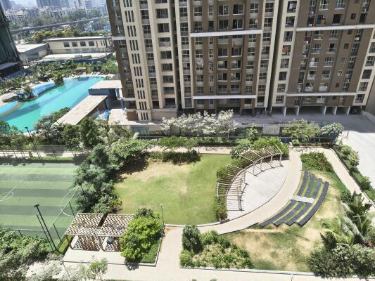 2 BHK Flat in Balkum, Thane