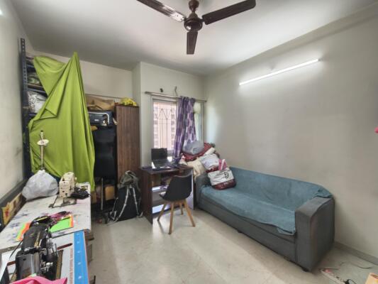 2 BHK Flat in Balkum, Thane