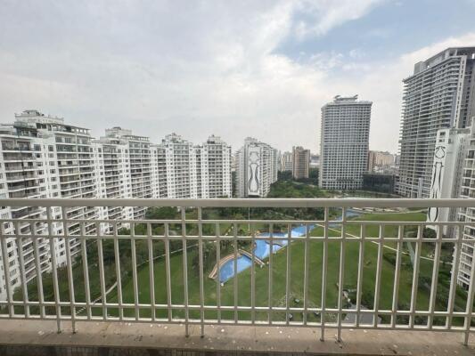 3 BHK Flat in Sector 48, Gurgaon