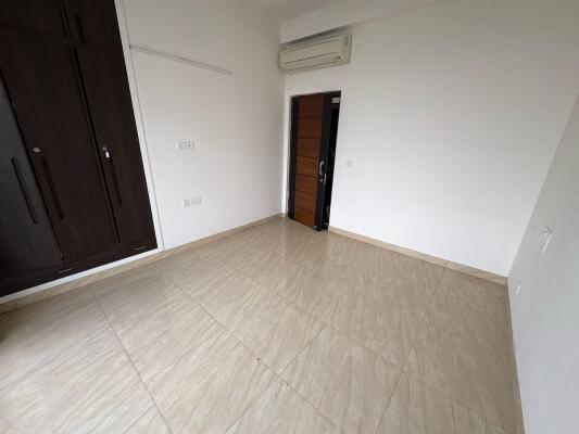 3 BHK Flat in Sector 48, Gurgaon
