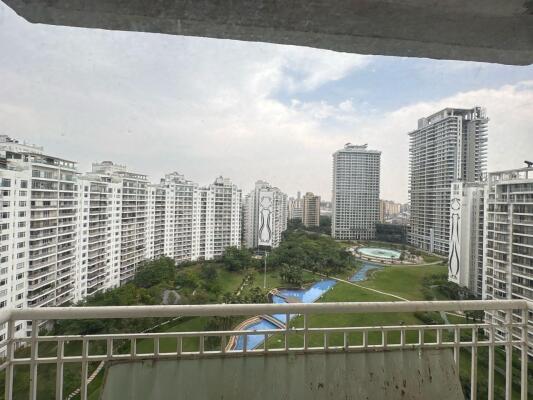 3 BHK Flat in Sector 48, Gurgaon