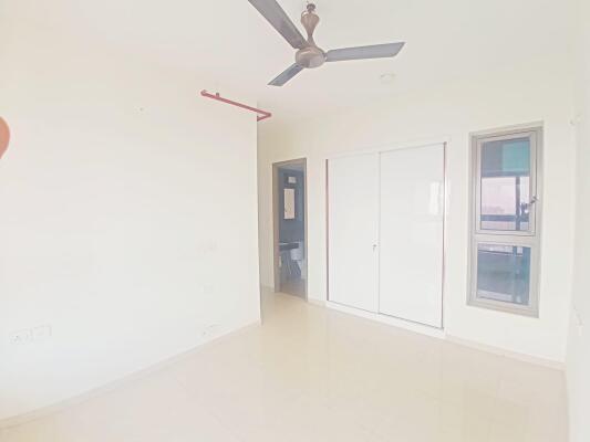 2 BHK Flat in Balkum, Thane