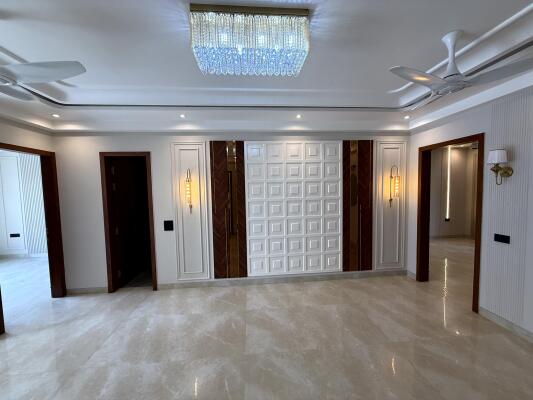 3 BHK Builder Floor in Sector 10, Gurgaon