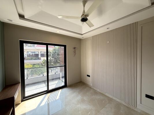 3 BHK Builder Floor in Sector 10, Gurgaon
