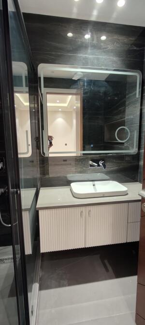 3 BHK Builder Floor in Green Park, Delhi