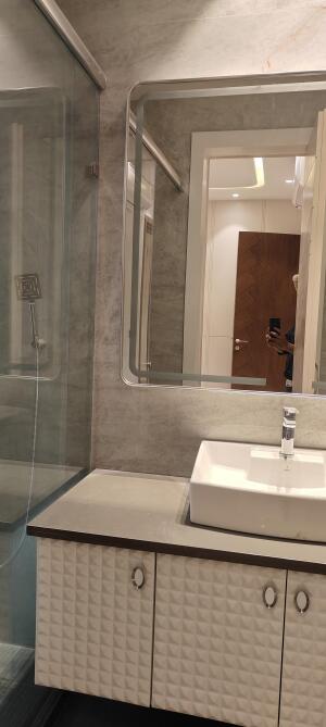 3 BHK Builder Floor in Green Park, Delhi