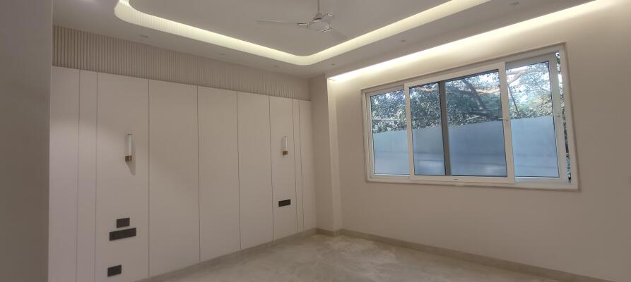 3 BHK Builder Floor in Green Park, Delhi