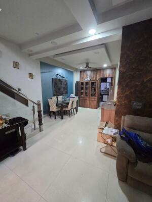 8 Bedroom House in Sector 26, Noida