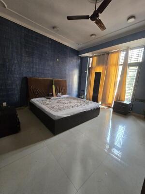 8 Bedroom House in Sector 26, Noida