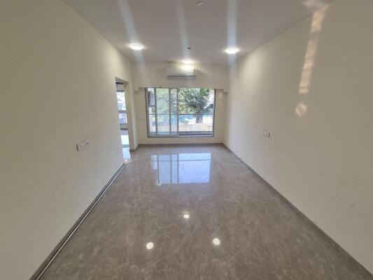2 BHK Flat in Santacruz East, Mumbai