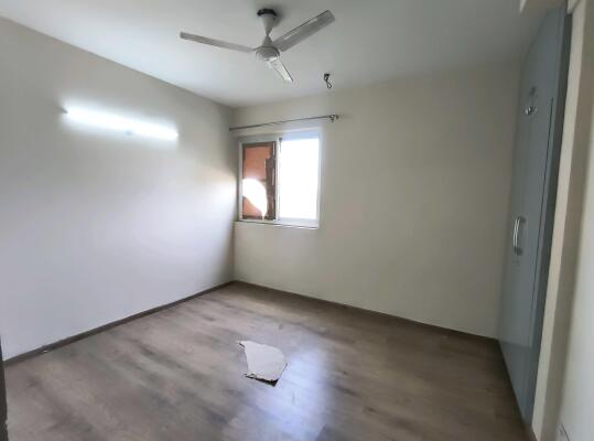 2 BHK Flat in Sector 110, Noida