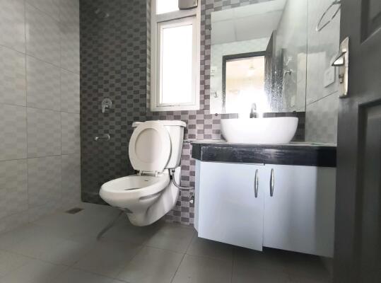 2 BHK Flat in Sector 110, Noida