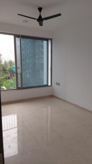4 BHK Flat in Mulund West, Mumbai